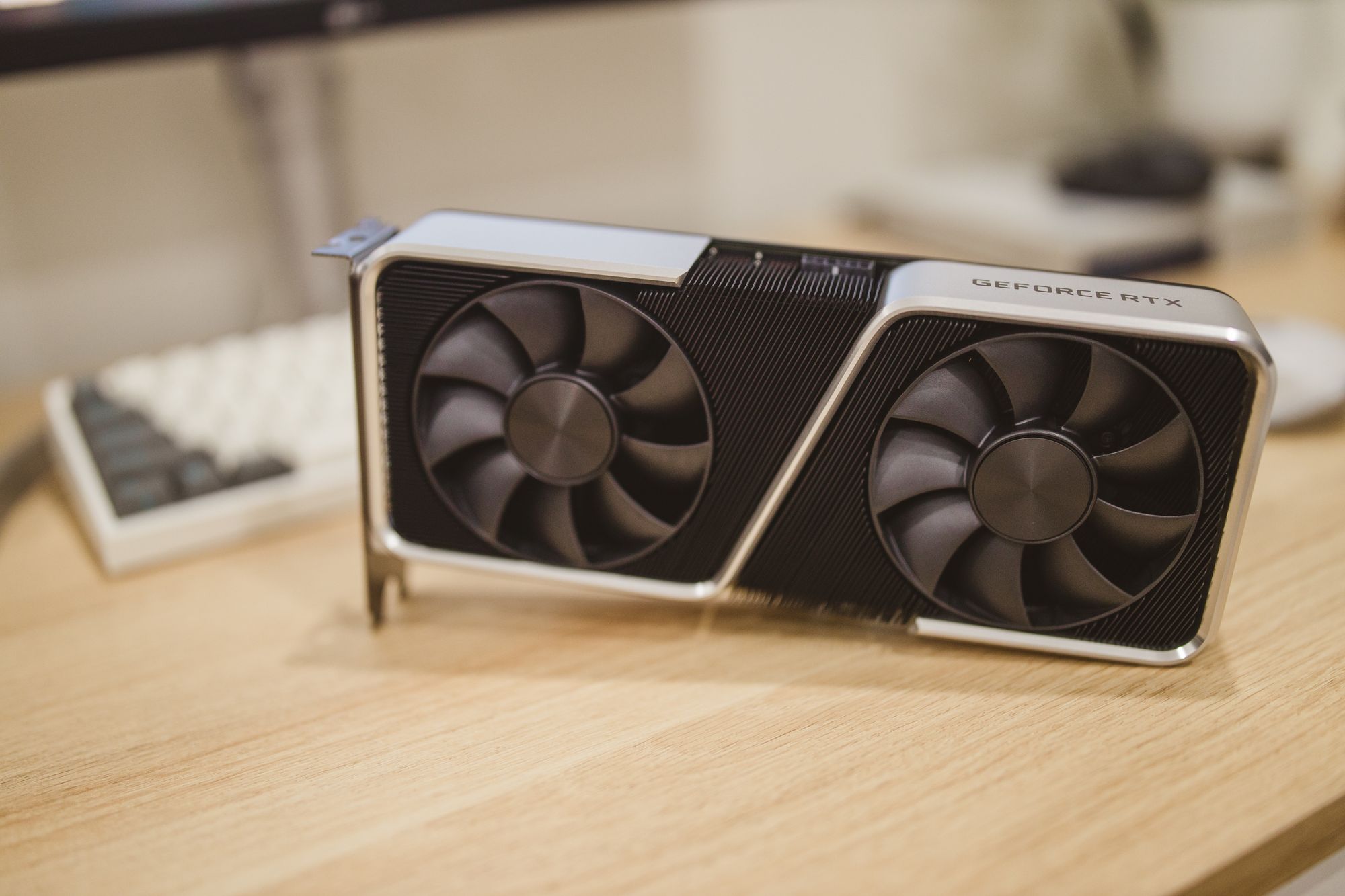 NVIDIA GPU カード